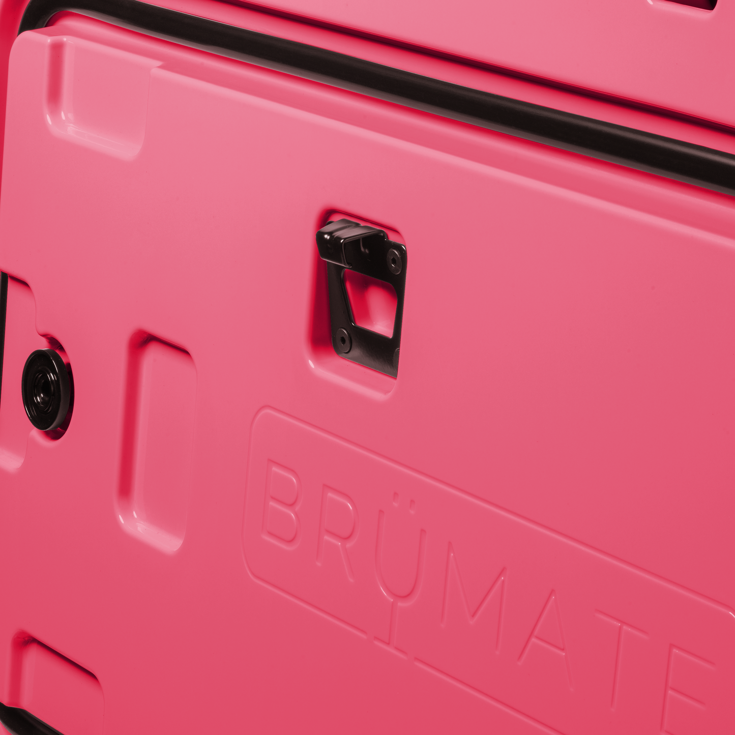 brutank-b5 brutank-55qt-neonpink-bottle-opener.png